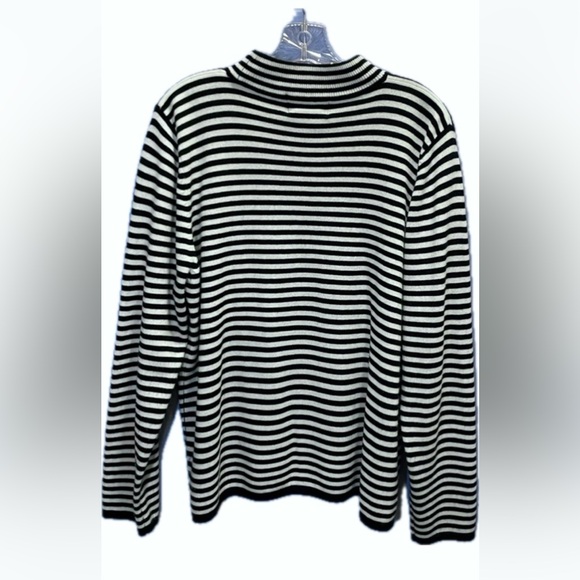 Sag Harbor Black and White Striped Sweater - Picture 3 of 4